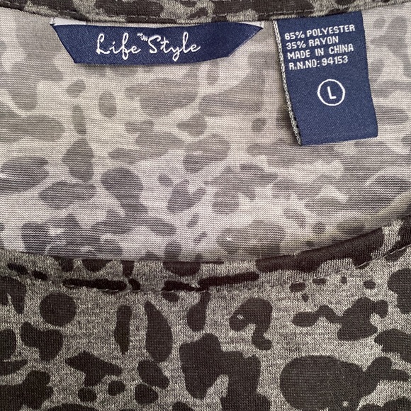 Black and gray camo/animal print top - Picture 2 of 5